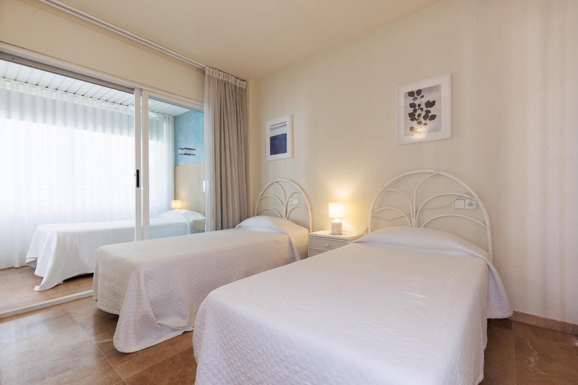 Uhc Center Apartments Salou Camera foto